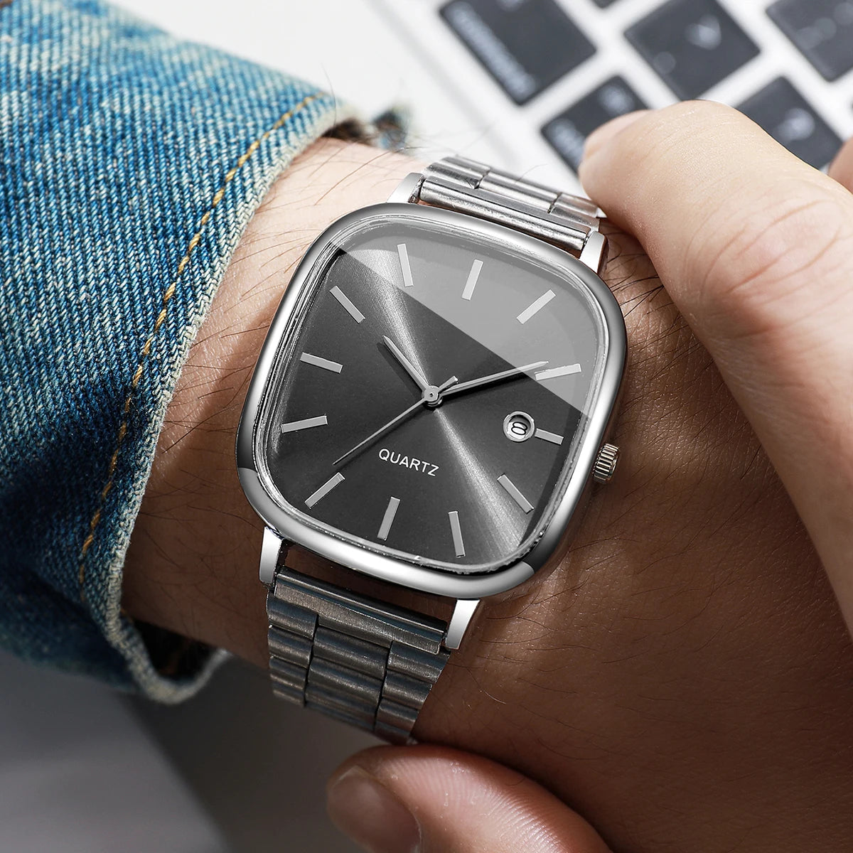 Calder Watch in Steel Black worn on the wrist